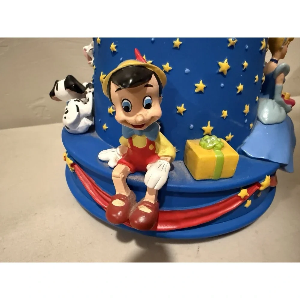 Disney Musical Birthday Water Snow Globe Walts 100th Hallmark 2001 Mickey Minnie
